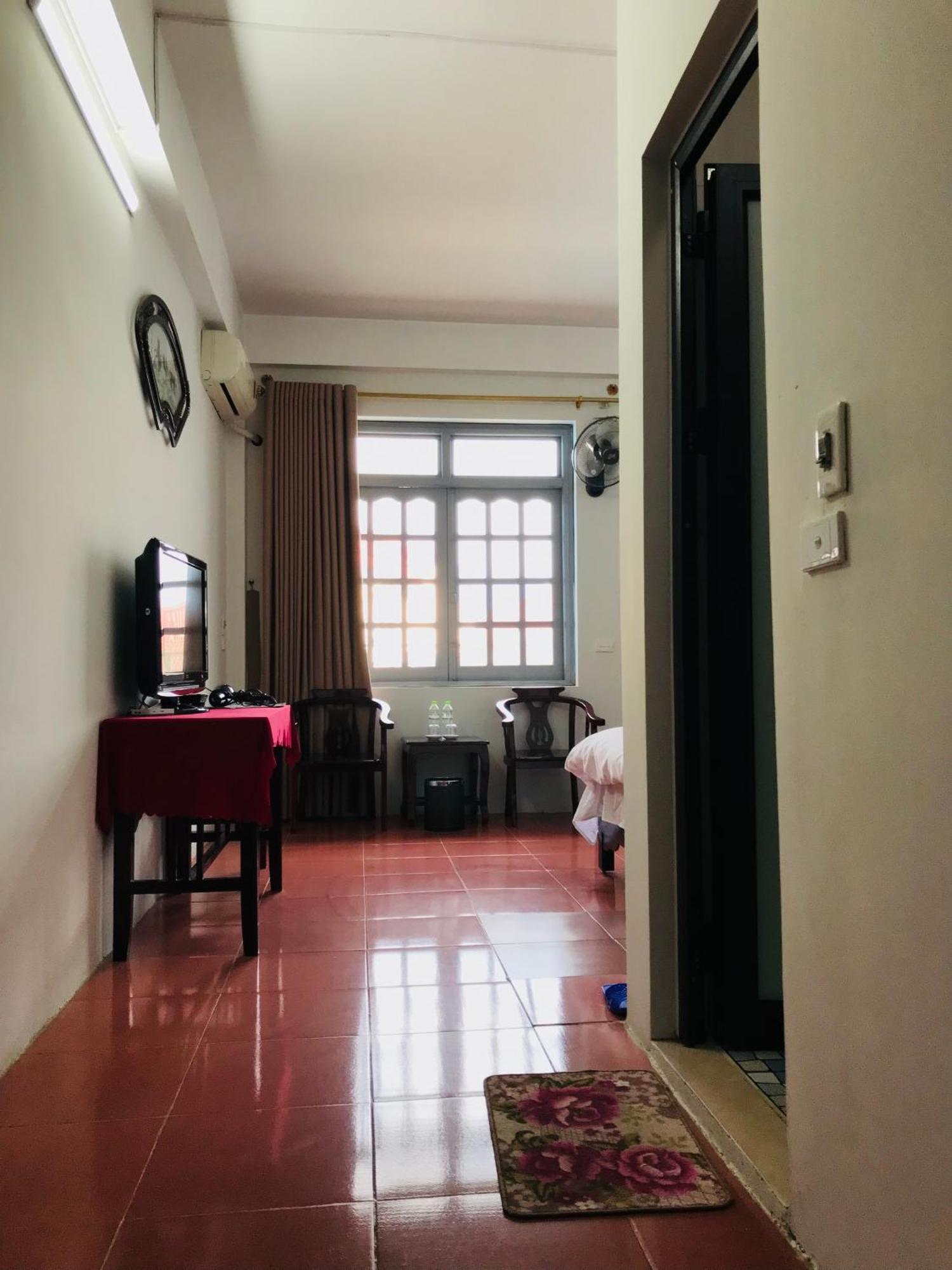 Anh Anh Hotel Бак Ха Екстериор снимка