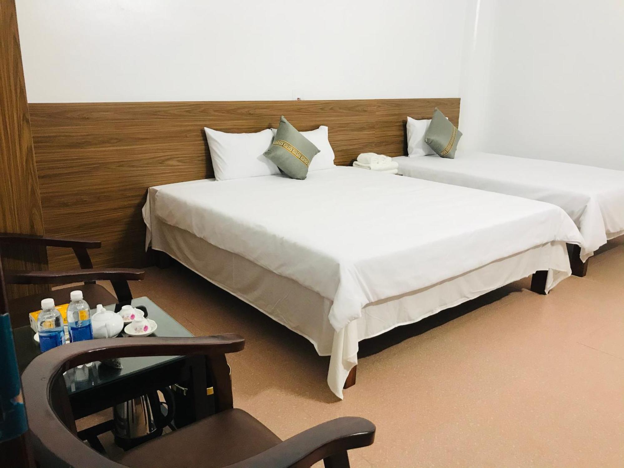Anh Anh Hotel Бак Ха Екстериор снимка
