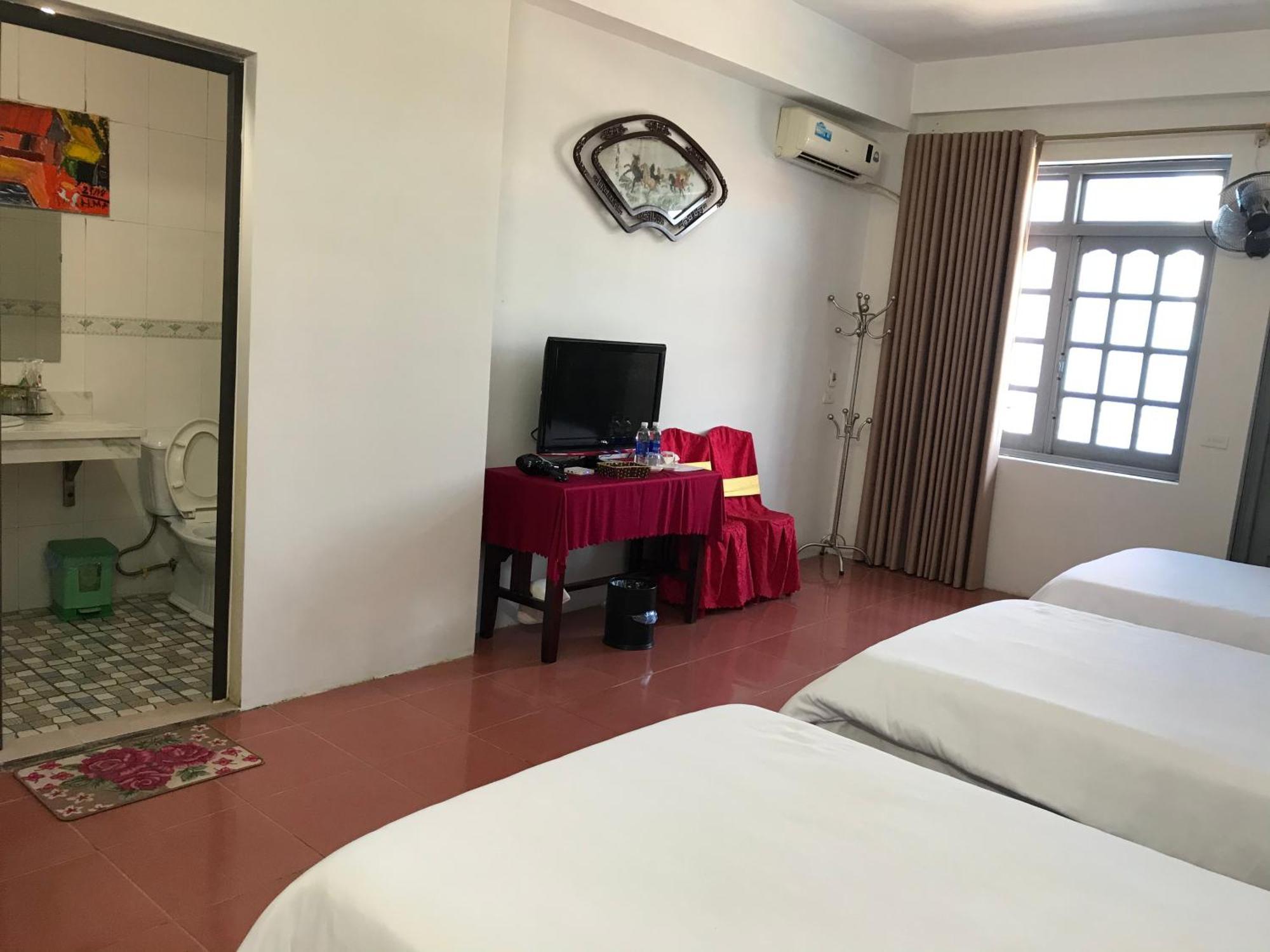 Anh Anh Hotel Бак Ха Екстериор снимка