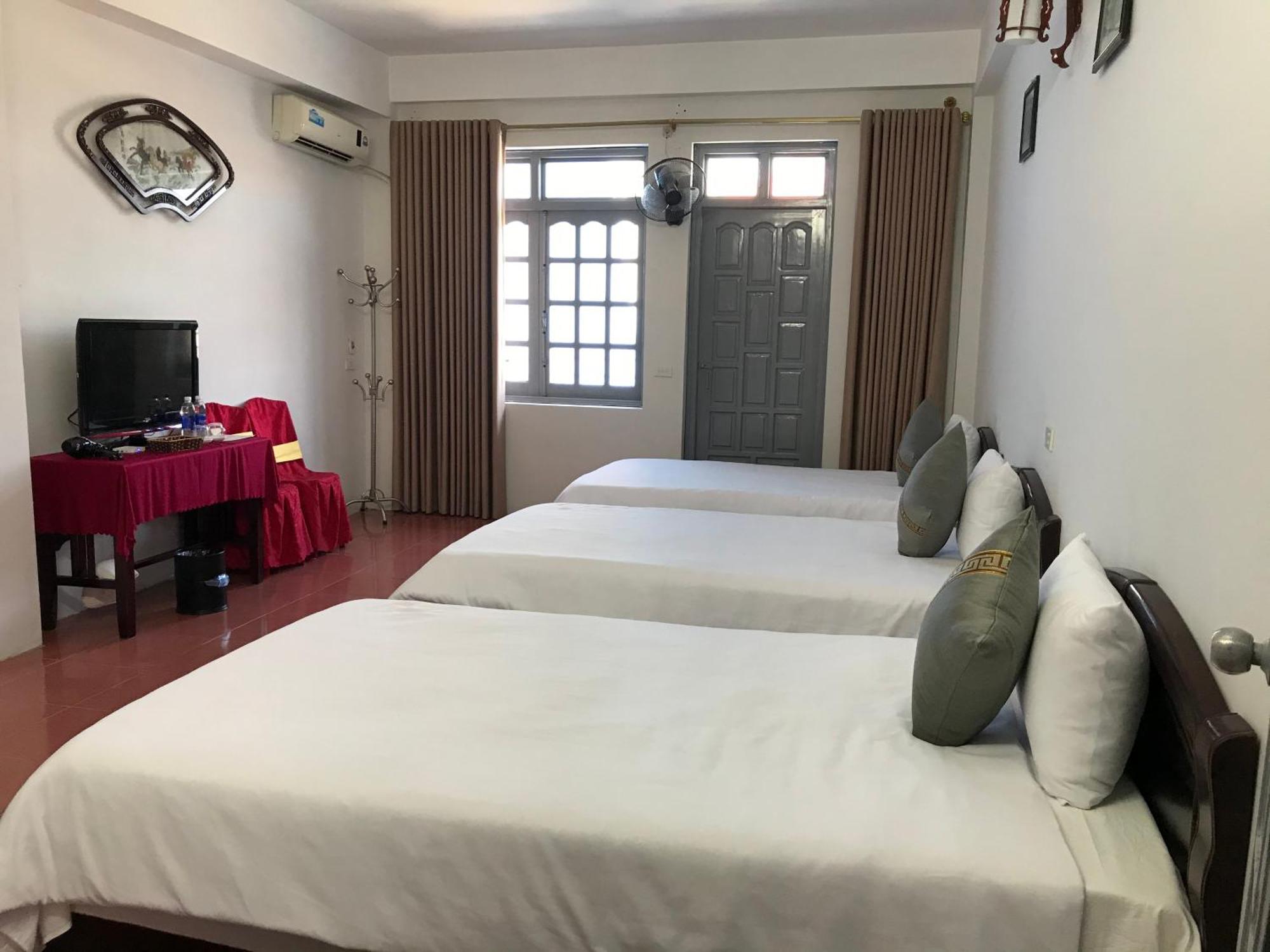 Anh Anh Hotel Бак Ха Екстериор снимка