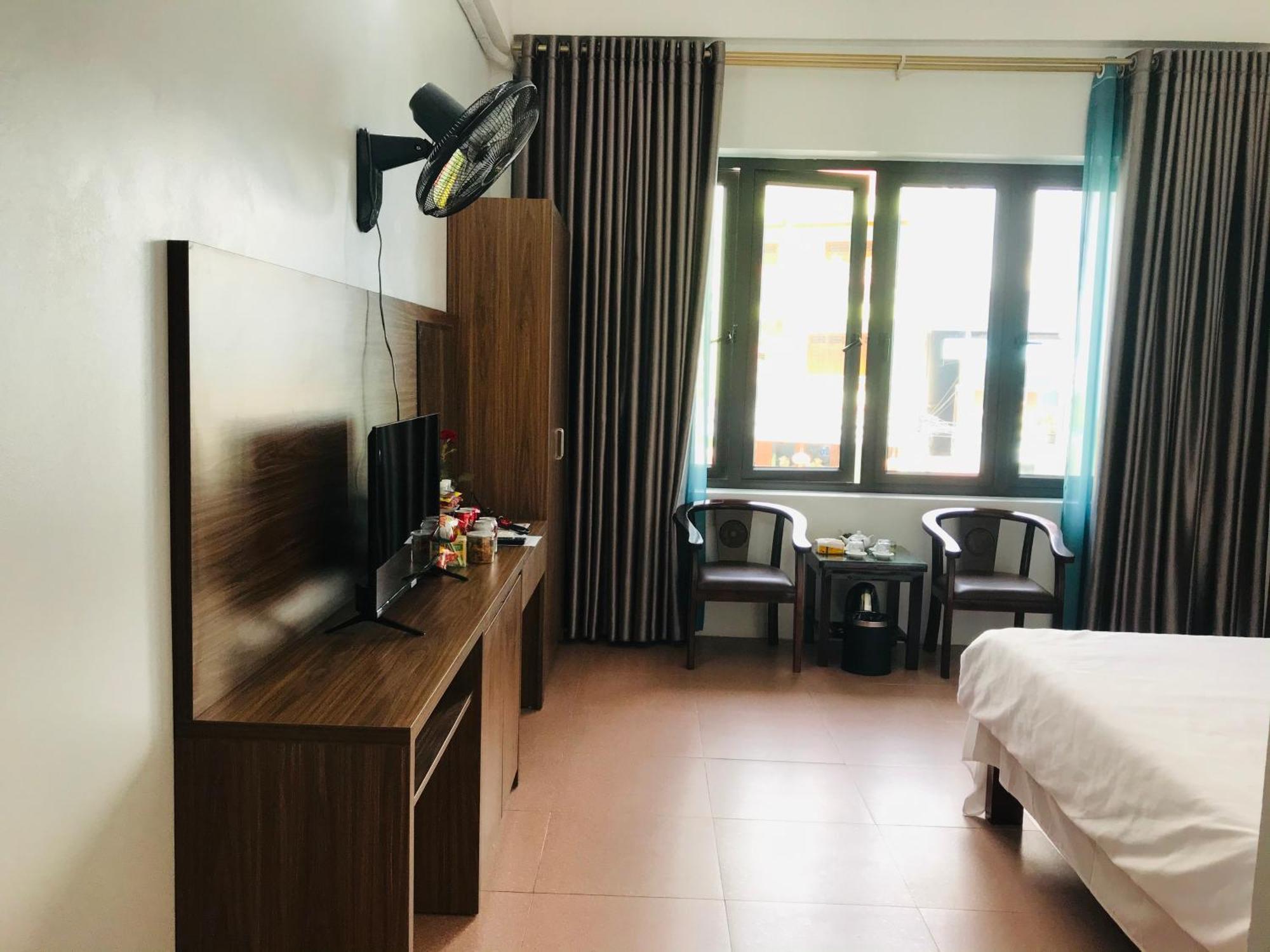 Anh Anh Hotel Бак Ха Екстериор снимка