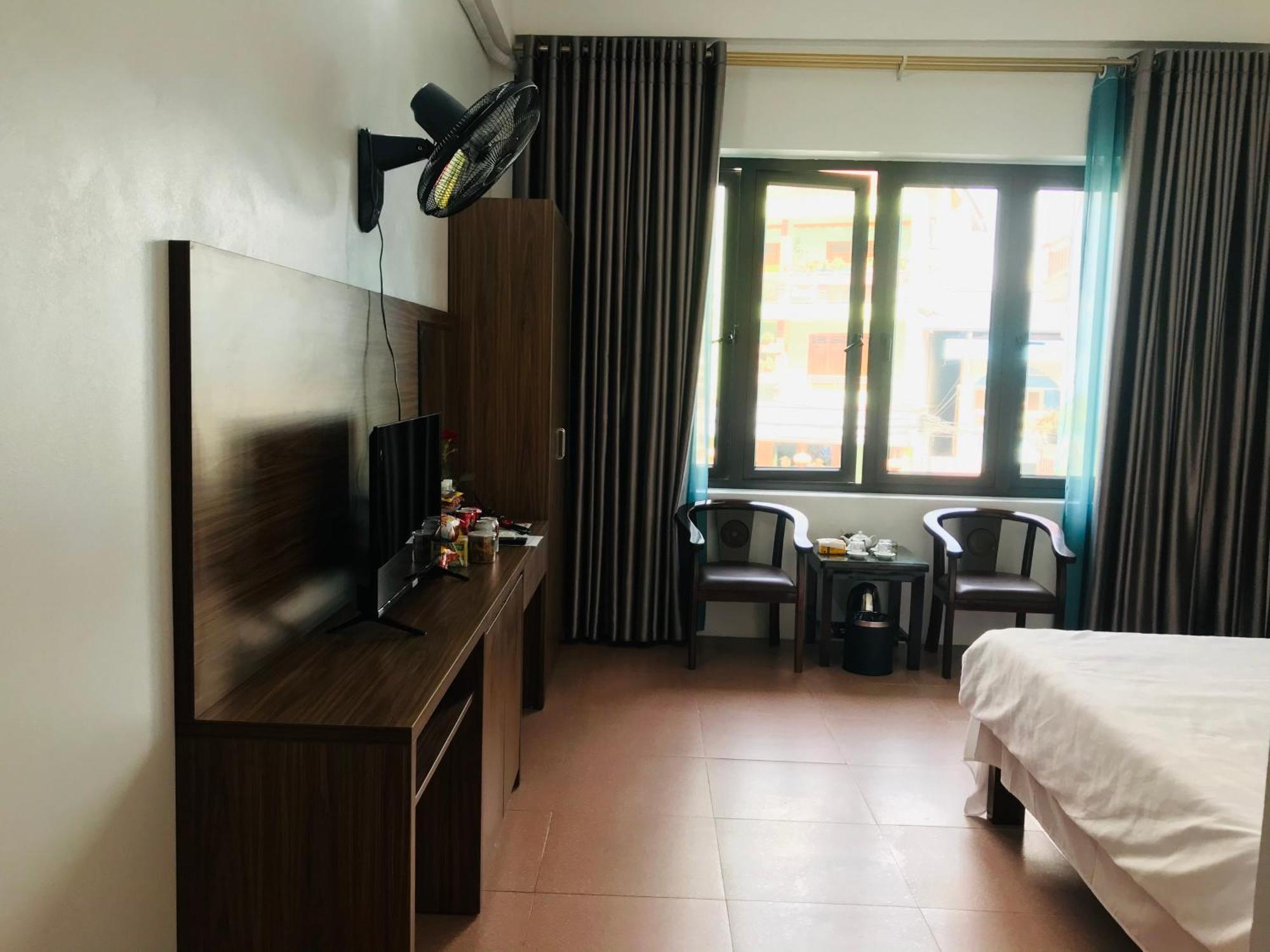 Anh Anh Hotel Бак Ха Екстериор снимка